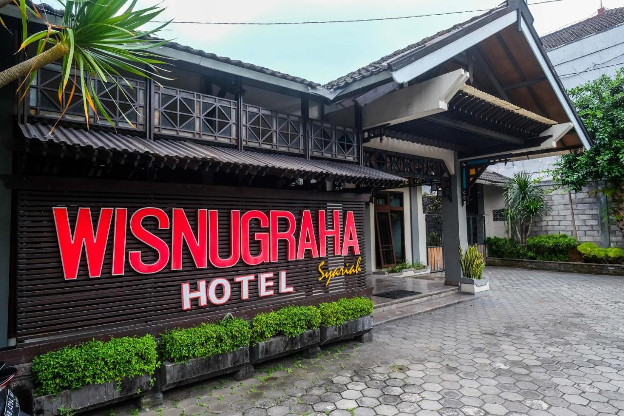 Urbanview Hotel Syariah Wisnugraha By Reddoorz Yogyakarta Dış mekan fotoğraf
