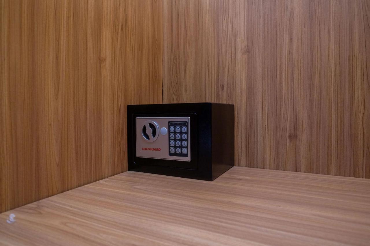 Urbanview Hotel Syariah Wisnugraha By Reddoorz Yogyakarta Dış mekan fotoğraf
