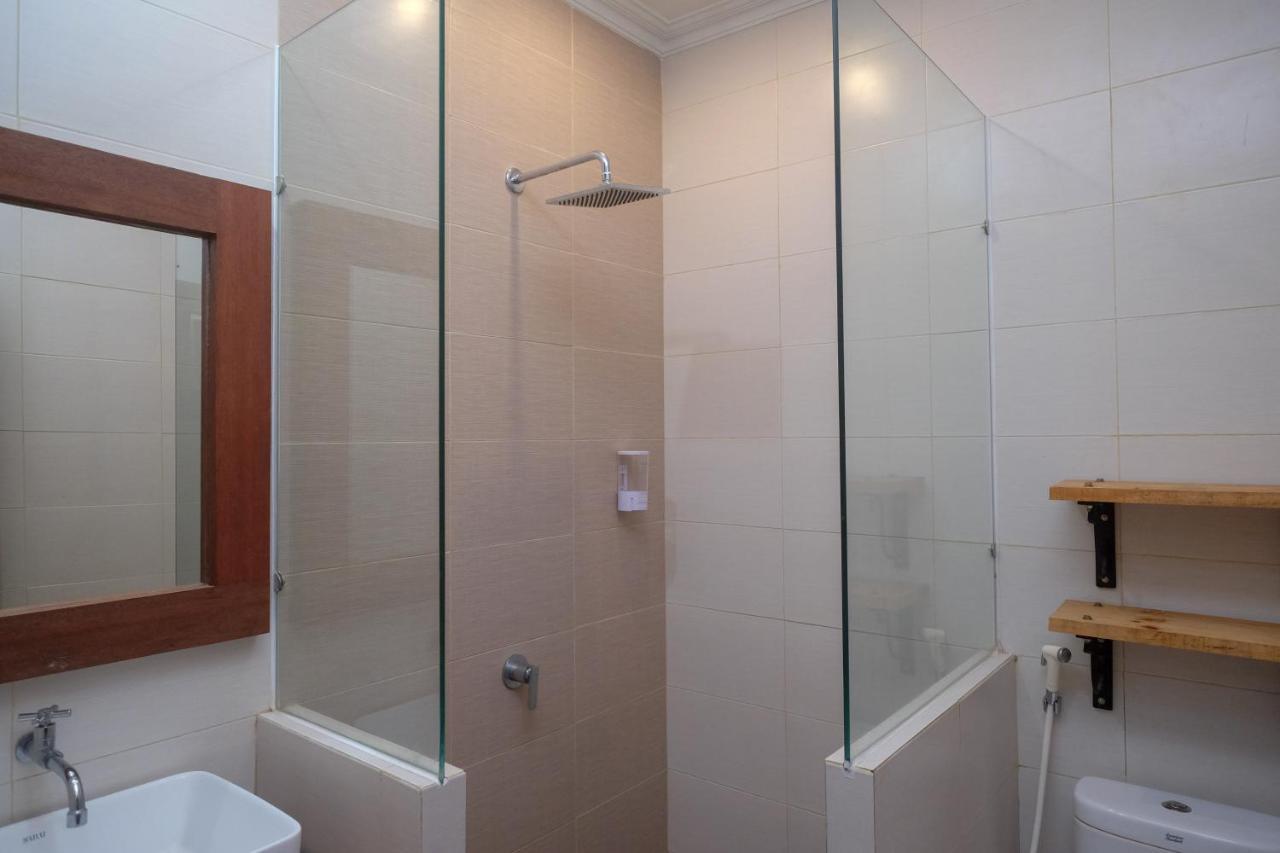 Urbanview Hotel Syariah Wisnugraha By Reddoorz Yogyakarta Dış mekan fotoğraf