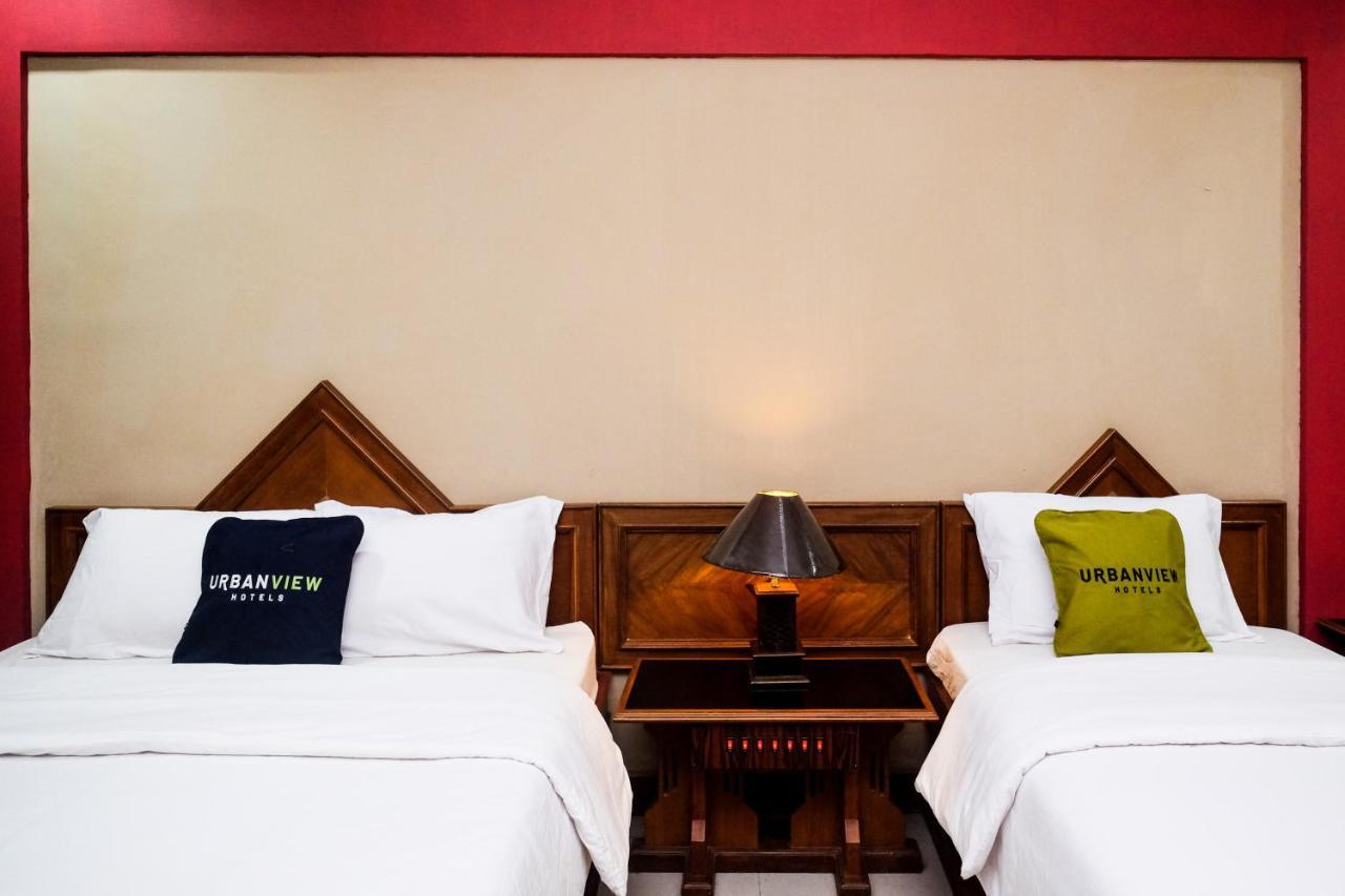 Urbanview Hotel Syariah Wisnugraha By Reddoorz Yogyakarta Dış mekan fotoğraf