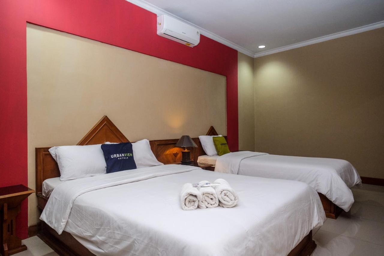 Urbanview Hotel Syariah Wisnugraha By Reddoorz Yogyakarta Dış mekan fotoğraf
