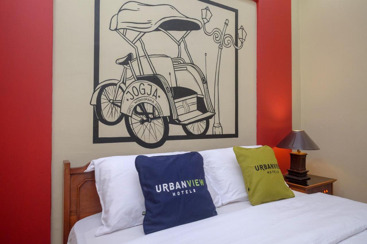 Urbanview Hotel Syariah Wisnugraha By Reddoorz Yogyakarta Dış mekan fotoğraf