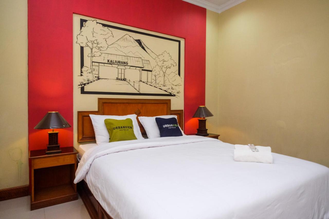 Urbanview Hotel Syariah Wisnugraha By Reddoorz Yogyakarta Dış mekan fotoğraf